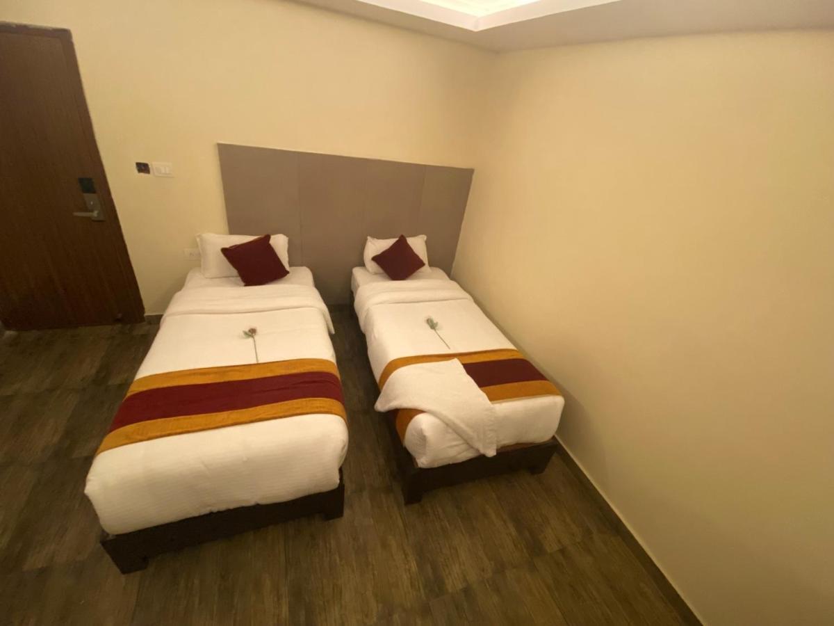 Hotel Murano Pokhara Exterior foto