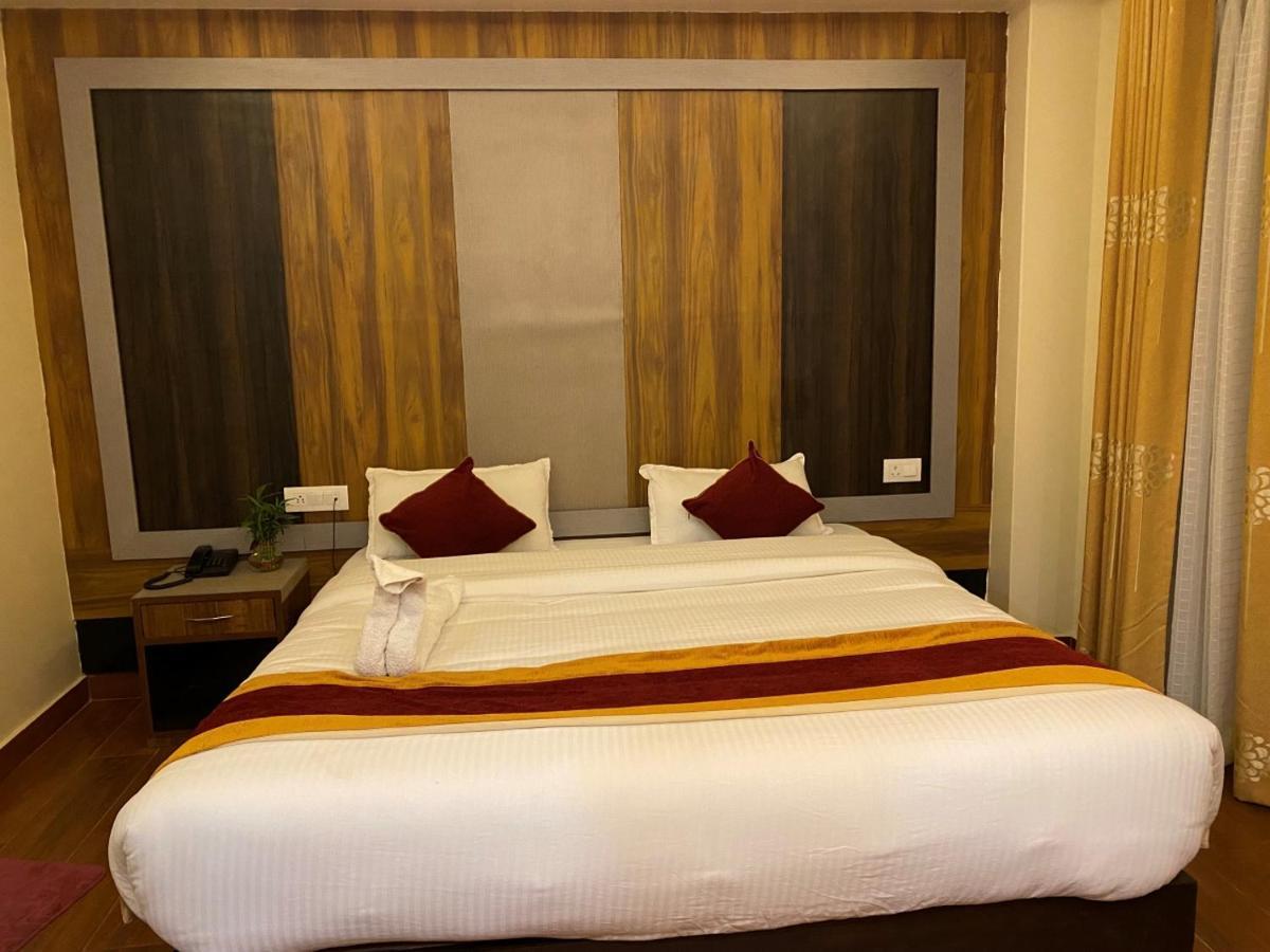 Hotel Murano Pokhara Exterior foto