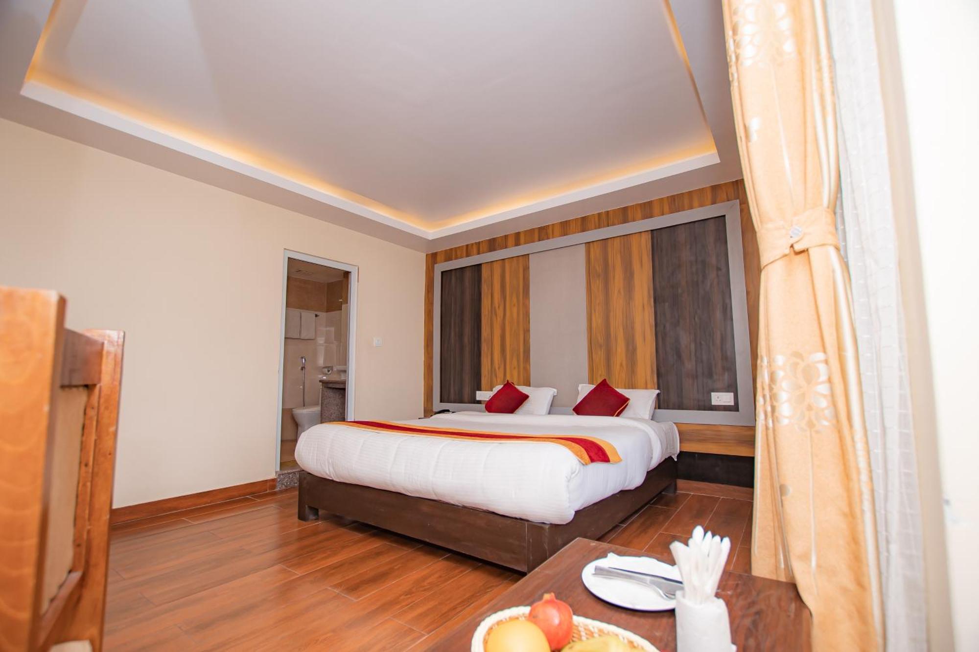 Hotel Murano Pokhara Exterior foto